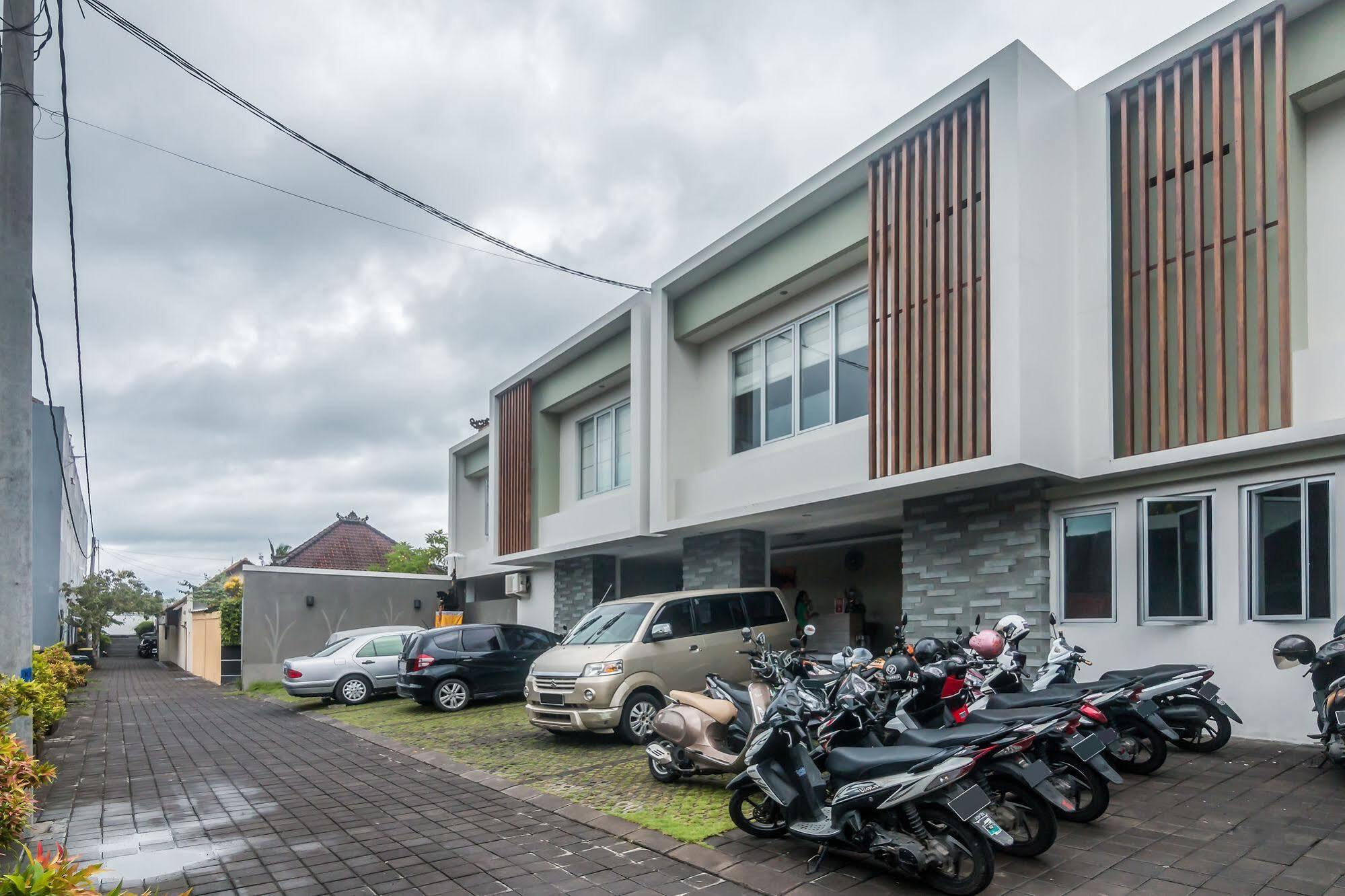 Zen Rooms Seminyak Mertanadi ภายนอก รูปภาพ